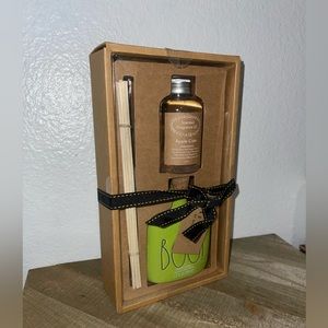 Rae Dunn Halloween Green Boo Apple Cider Scented Fragrance Oil Diffuser 5 Oz